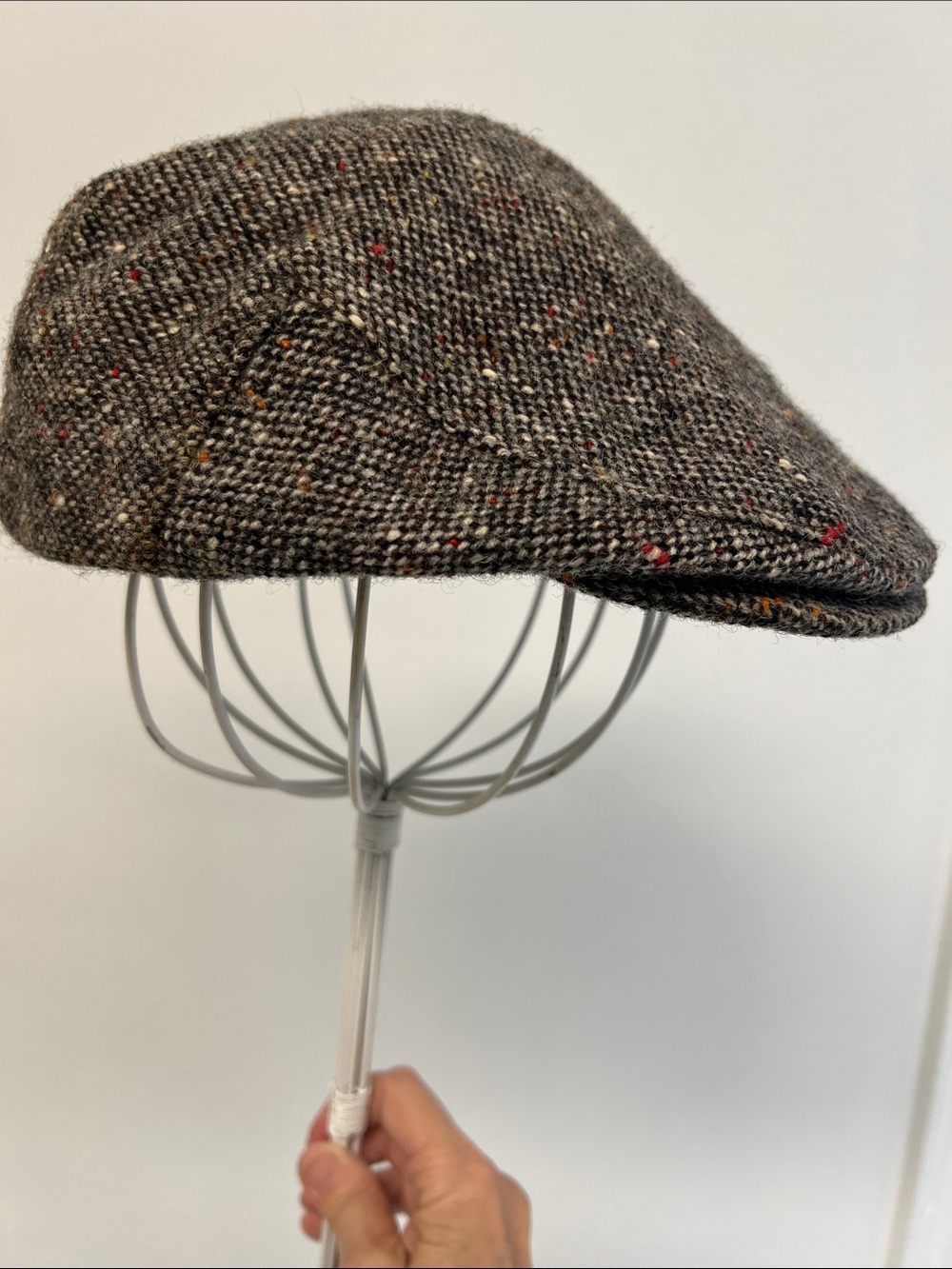 Vintage John Hanly & Co WOOL Men's Tweed Flat Cap - Brown Gray Speckled 7 3/8s
